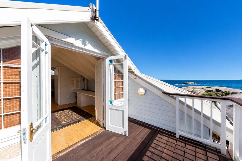 3 Bedroom Property for Sale in Bakoven Western Cape